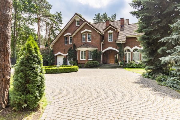 Driveway Pavers Repair in Westlake