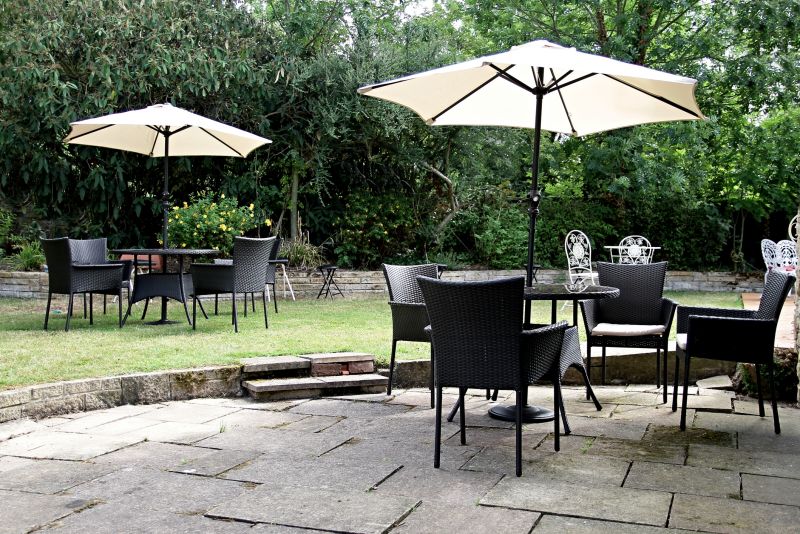 Courtyard Patio Service